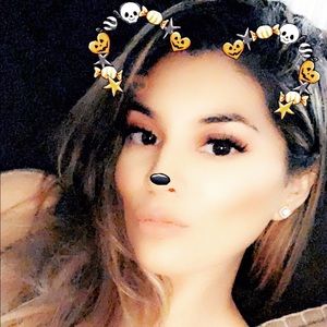 Meet your Posher, Vanessa